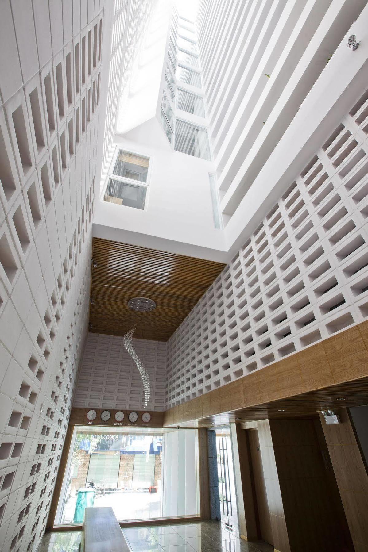 Holiday Hotel 3*