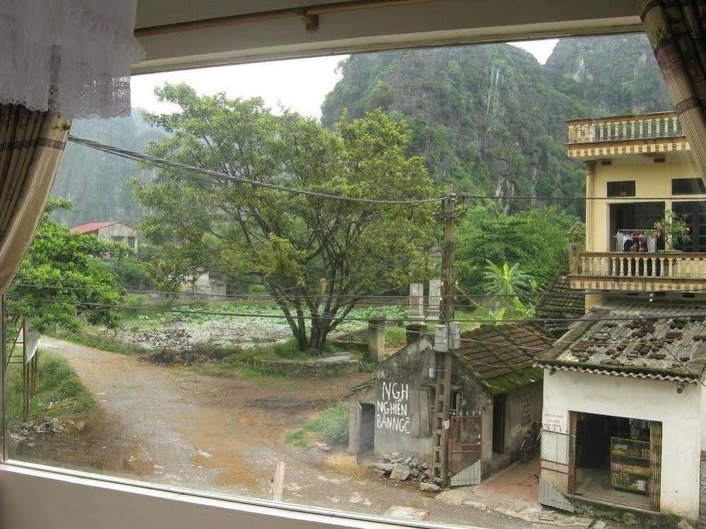 Homestay Limestone View *