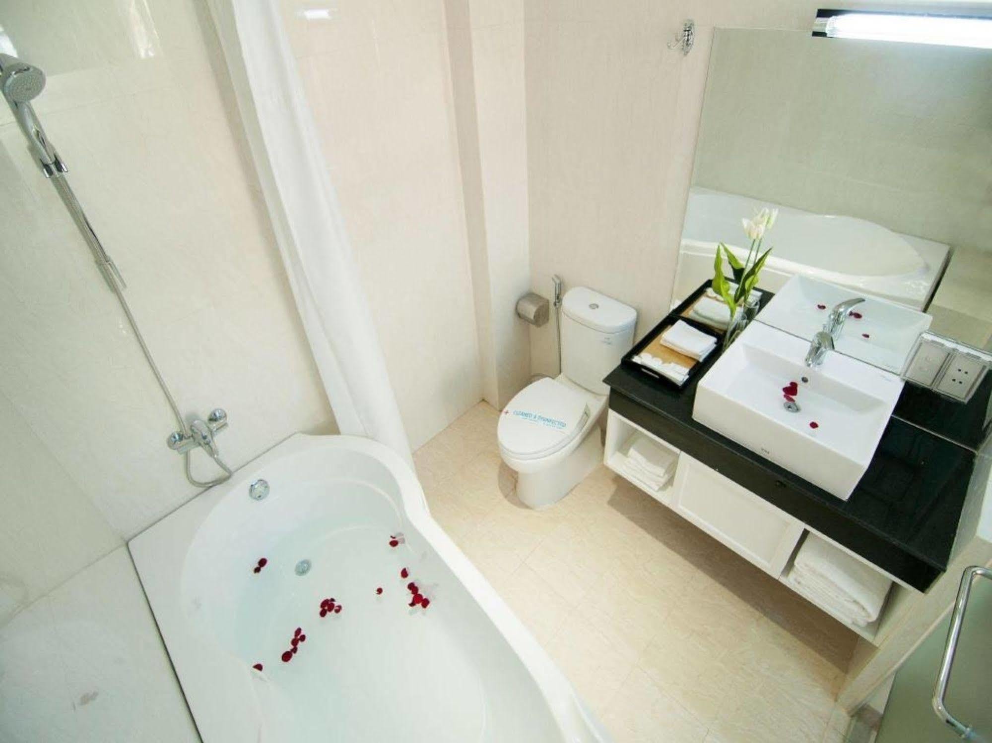 Spring House 3* TP. Hồ Chí Minh