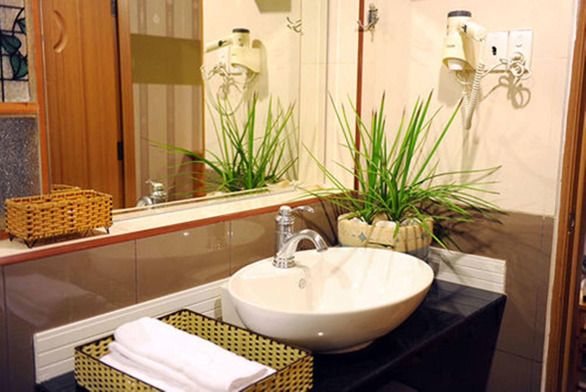 Hotel Thuy Sakura & Serviced Ho-Chi-Minh-Stadt