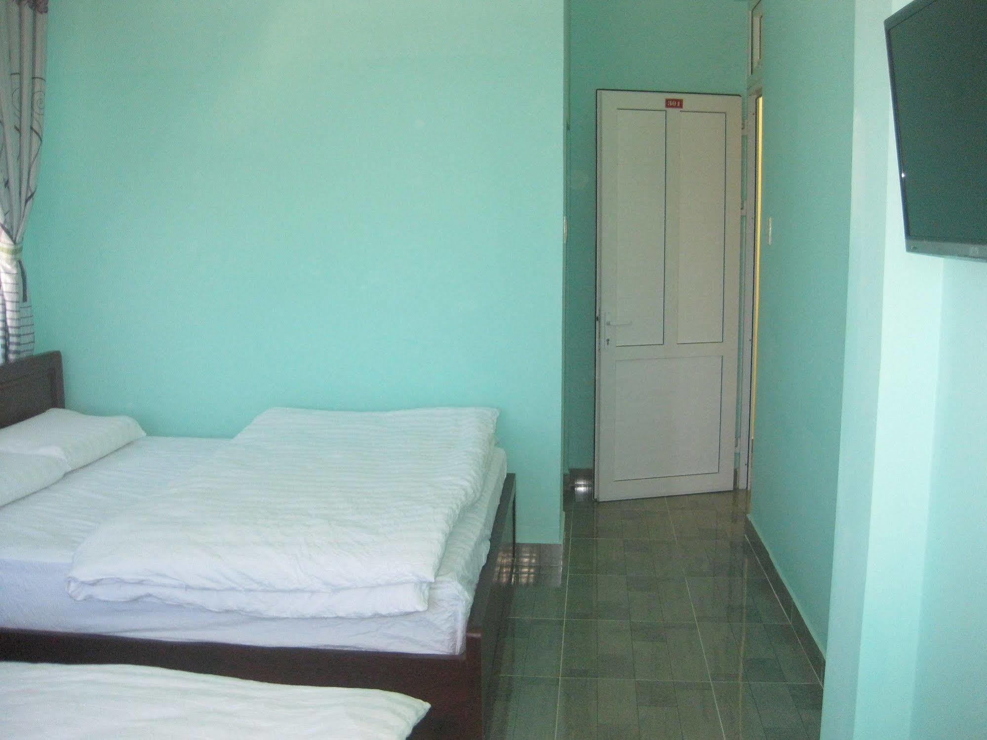 Long Vuong Hotel
