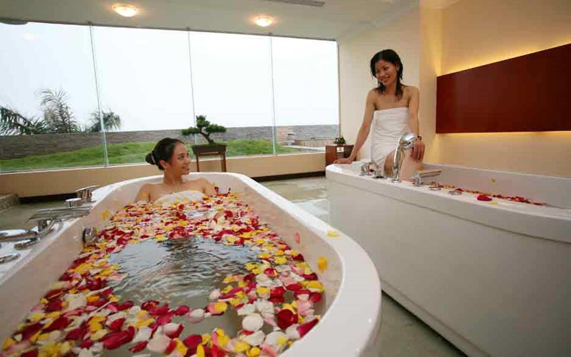 Linh Phuong 8 - 24 Hotel
