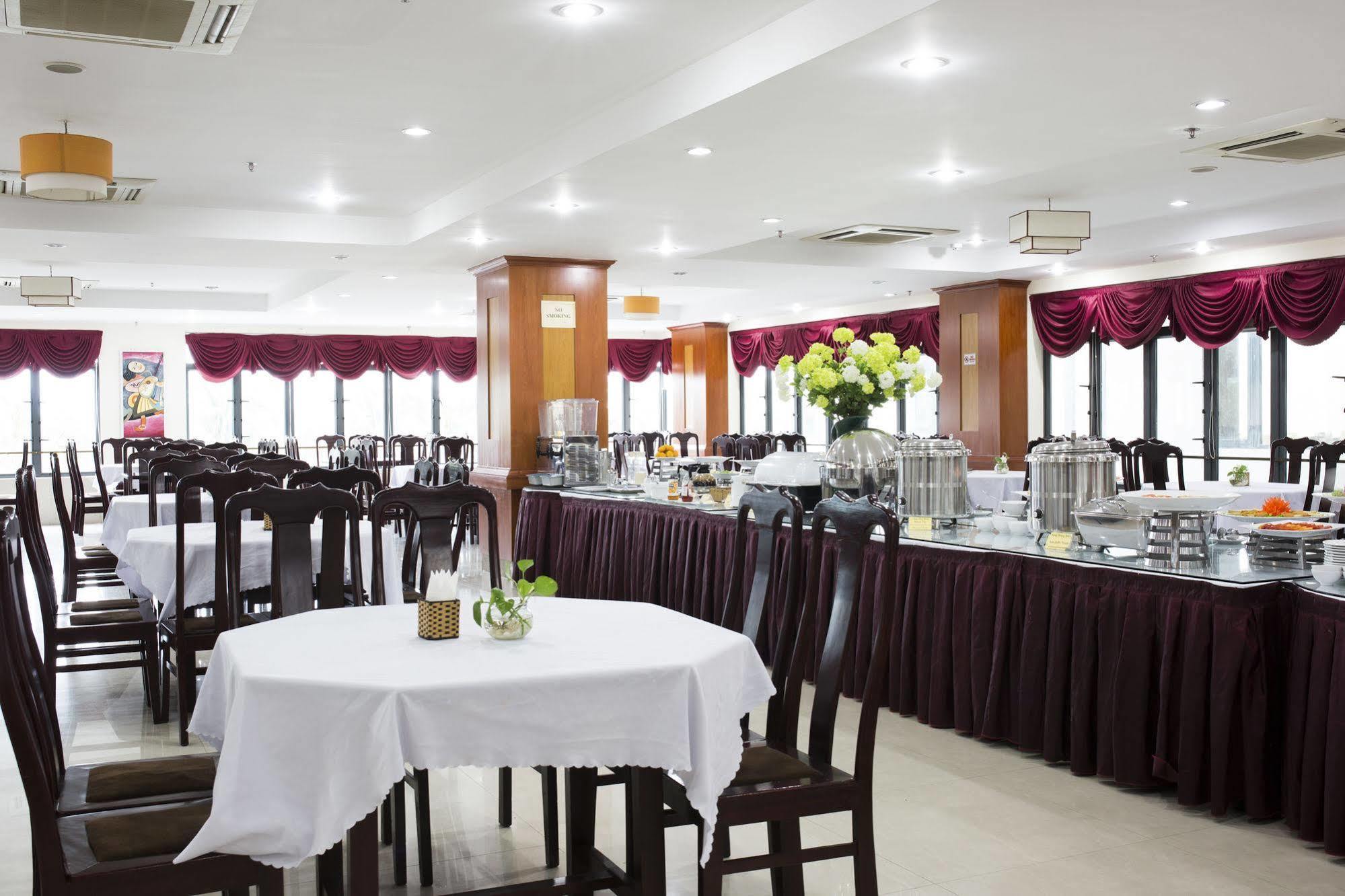 Hotel Sea Front