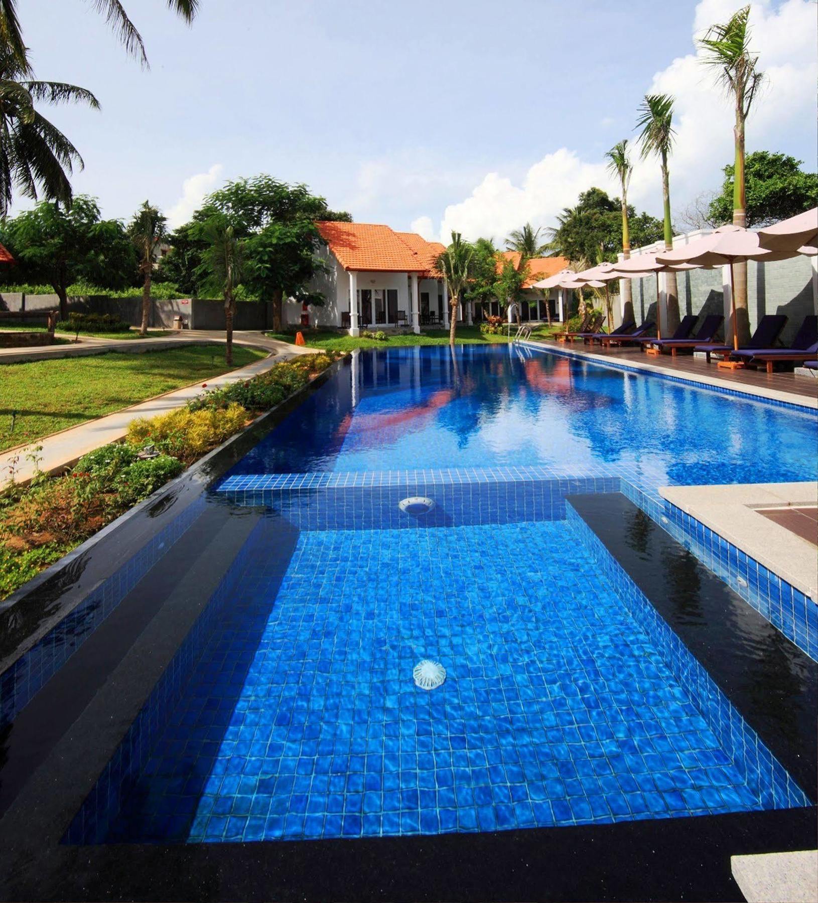 Terrace Resort 3*