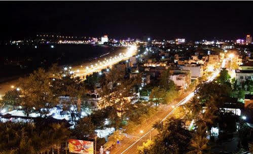 Hotel Huong 2*