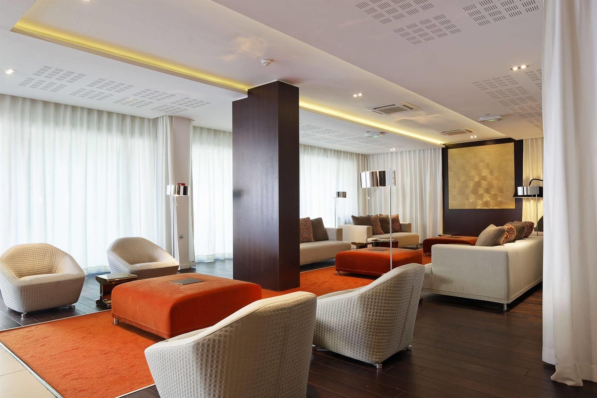 Luxeden Khách sạn