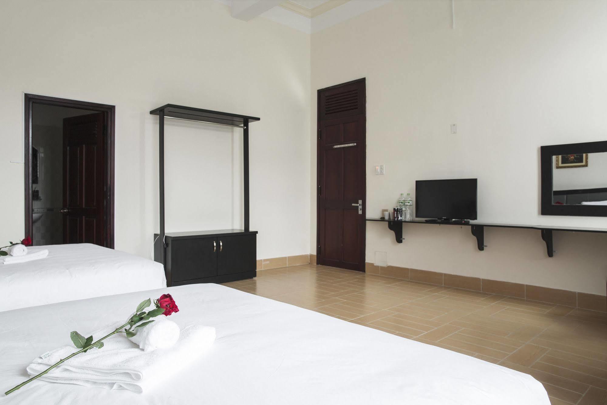 Hotel La Xanh 3*
