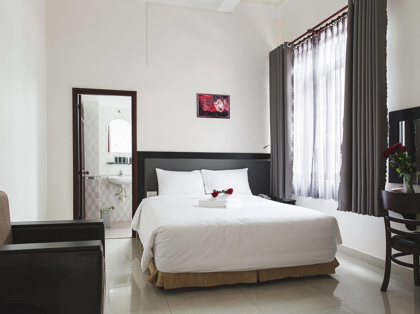 Hotel La Xanh 3*