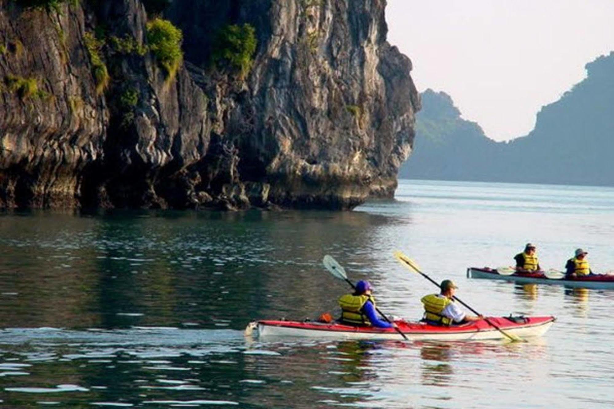 Huong Junks 3* Ha Long