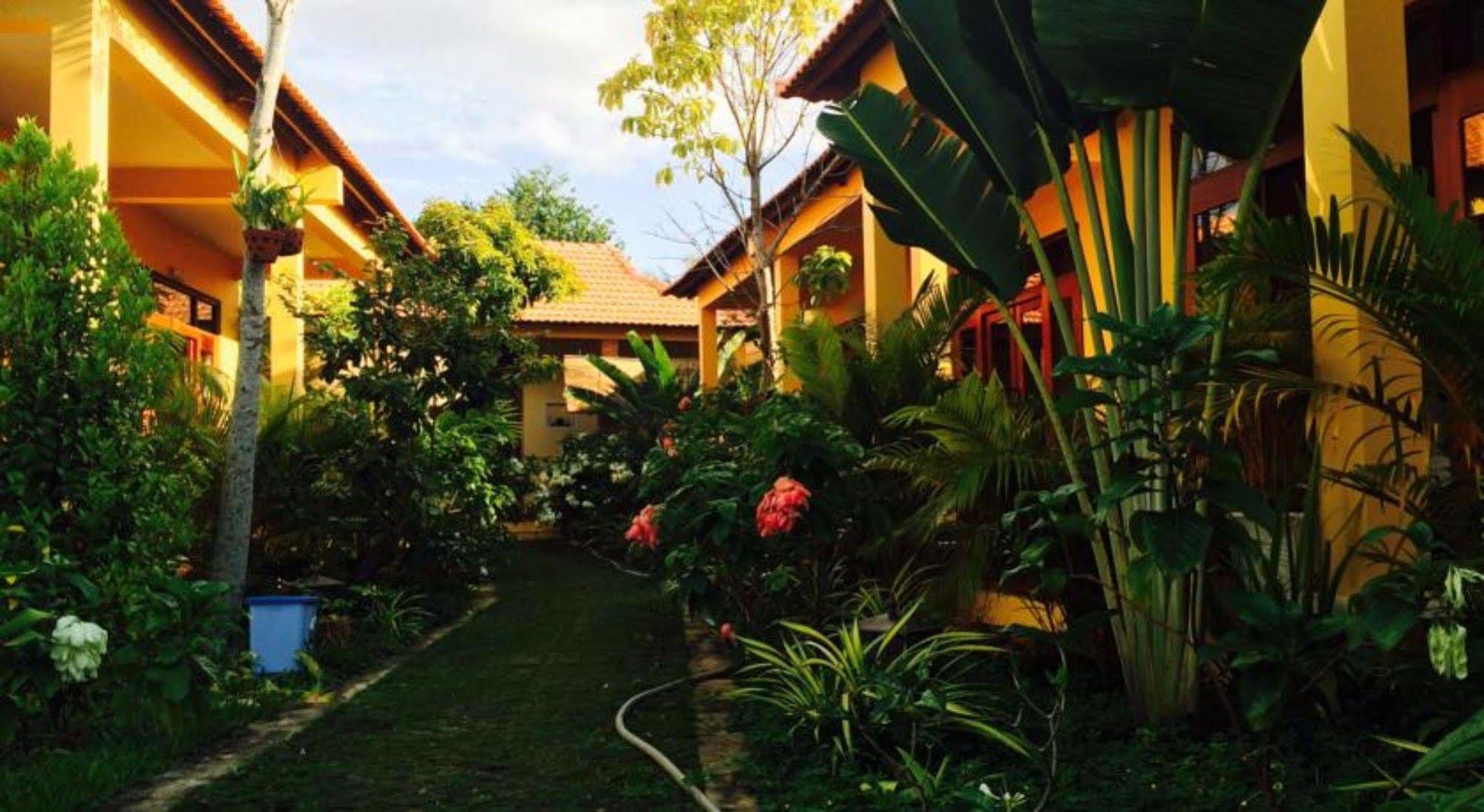 Aroma Spa & Bungalows Hotel 3*
