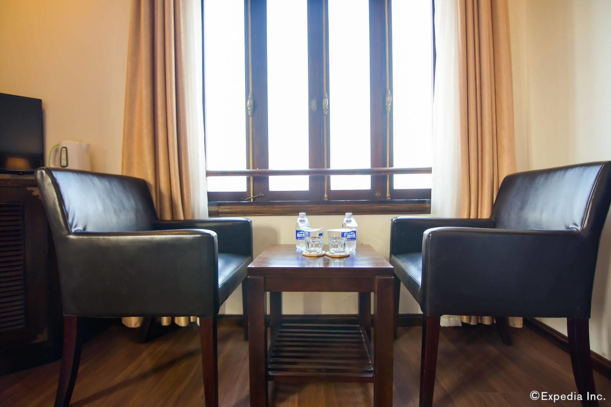Chu Hotel