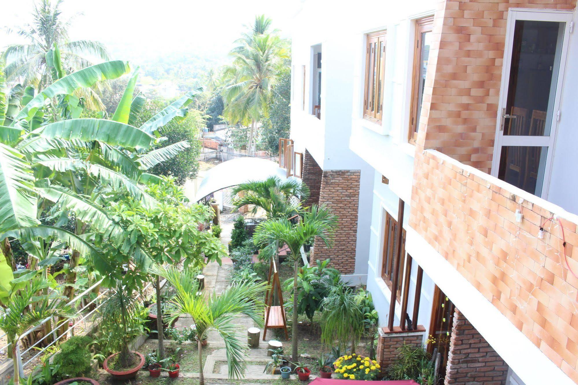 Village Hotel