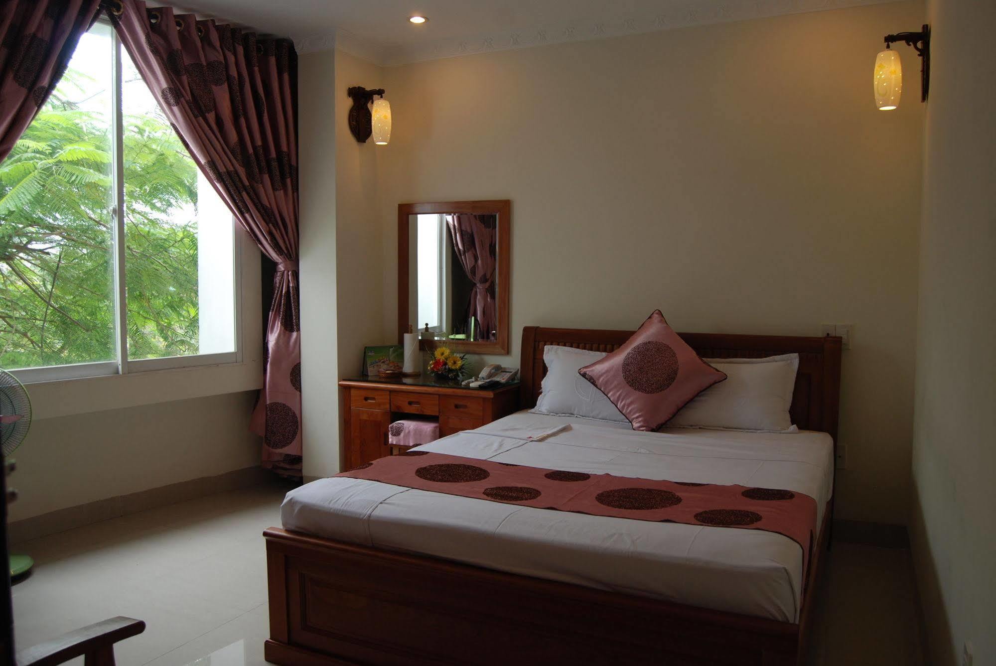 Hotel Dai Long 2*