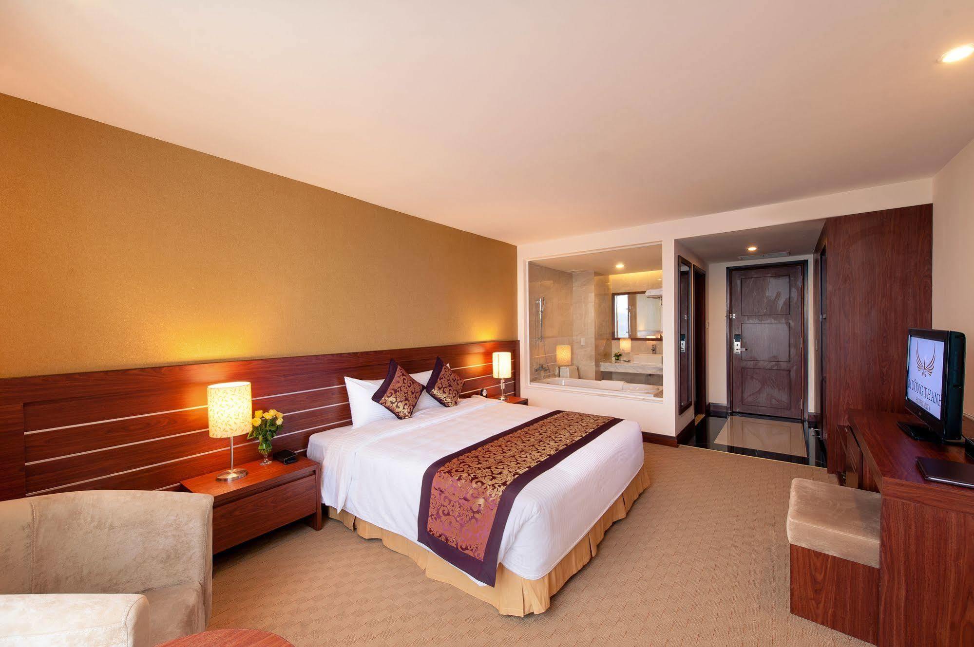 Muong Thanh Grand Khách sạn 4*
