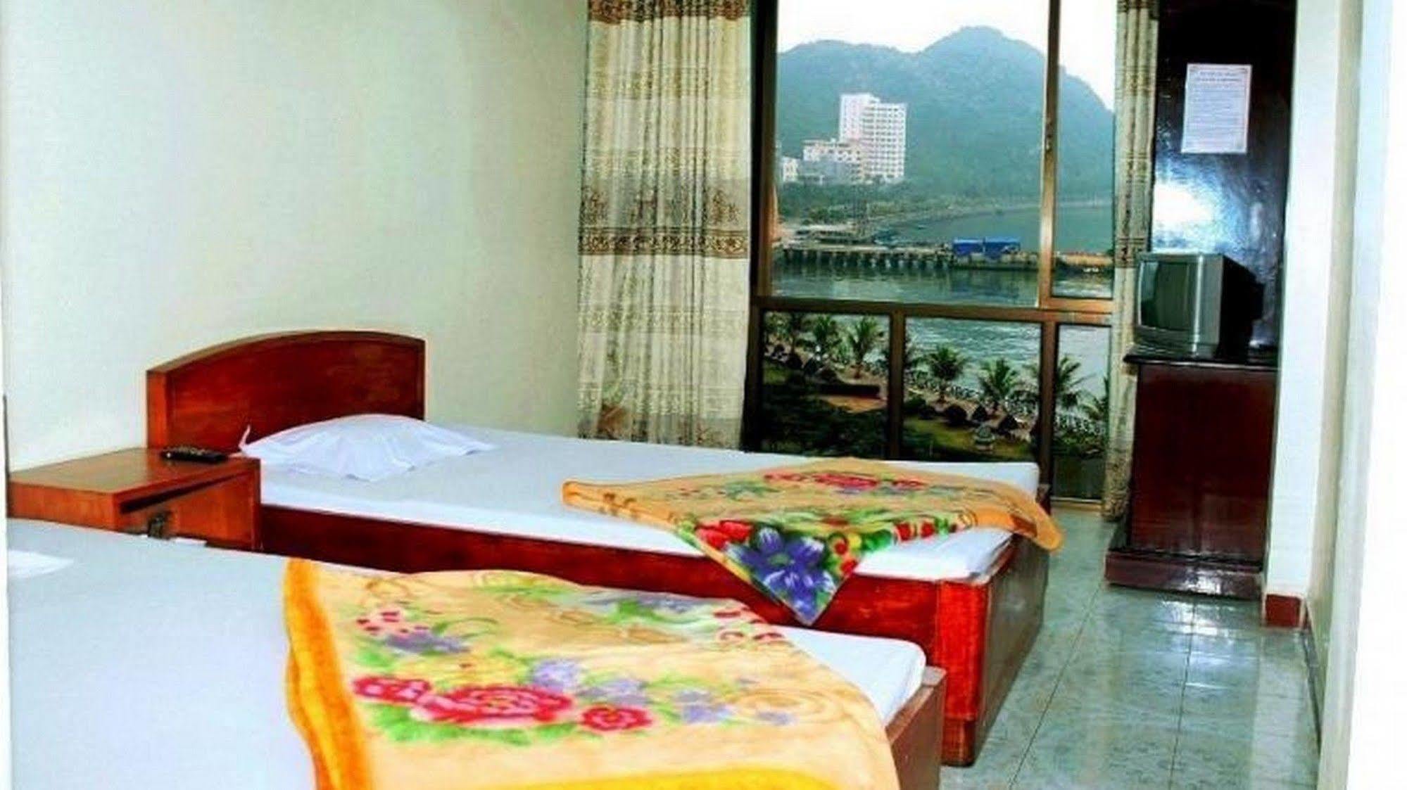 Nam Phương