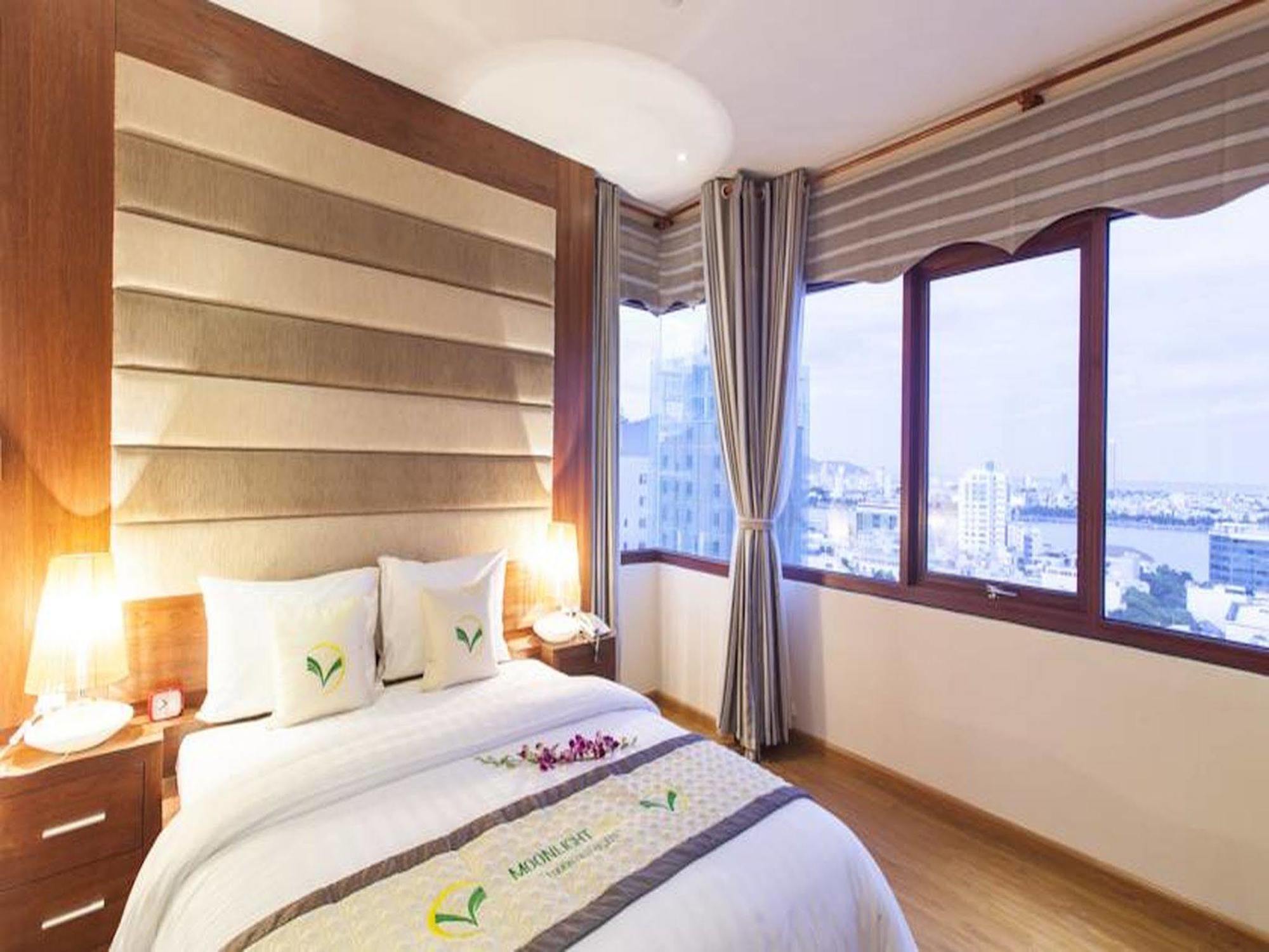 Moonlight & - Center, High Floor, Great Location & Great Views & Dragon Bridge Views 4* Da Nang