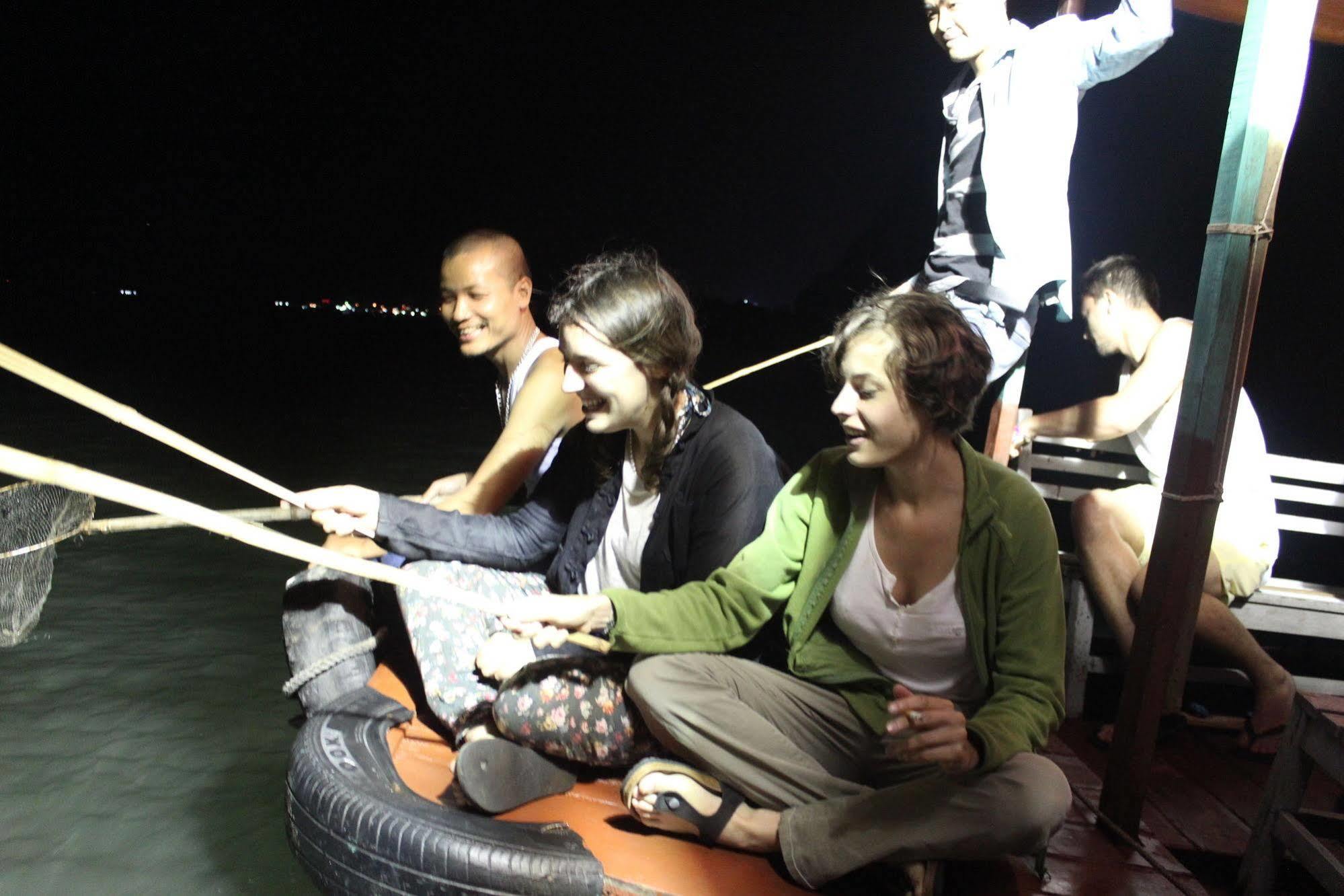Halong Glory Legend Cruise  4*