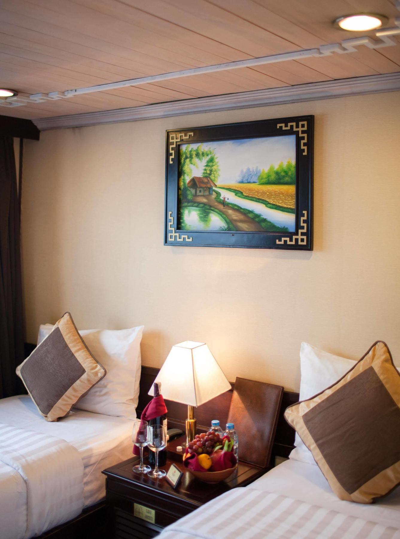  Halong Glory Legend Cruise