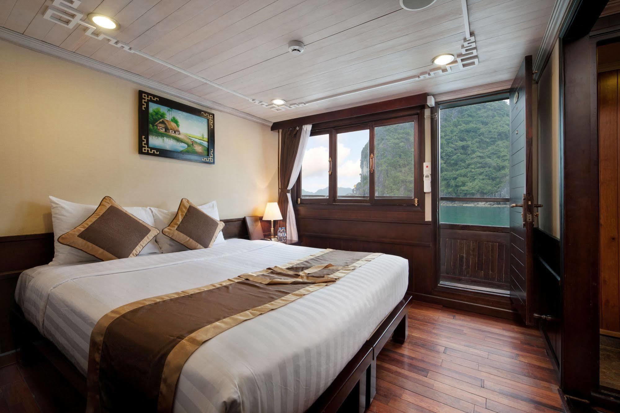Halong Glory Legend Cruise  Hạ Long