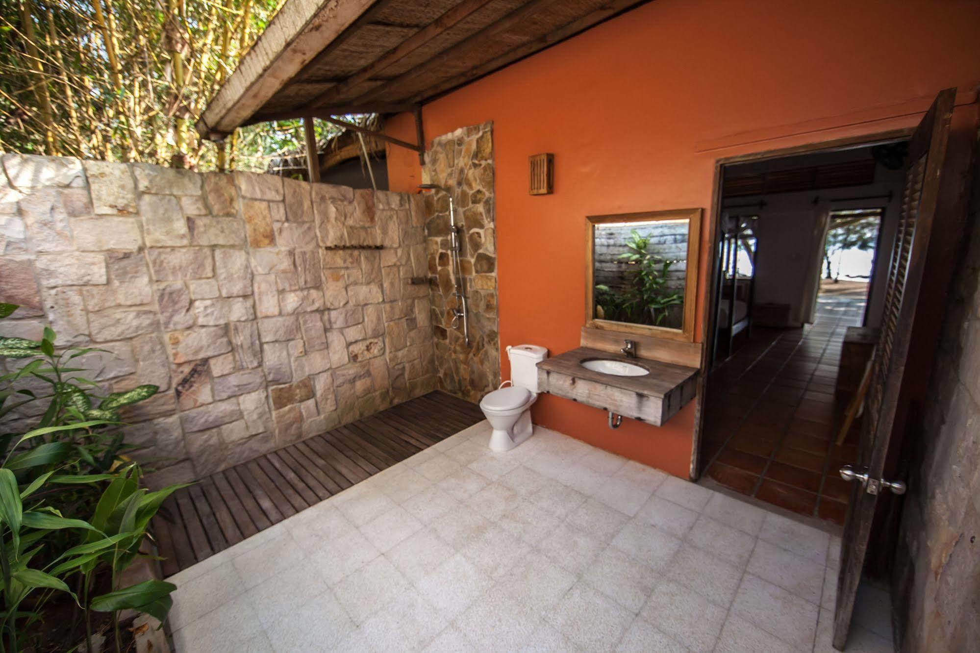 Resort Mango Bay 3*