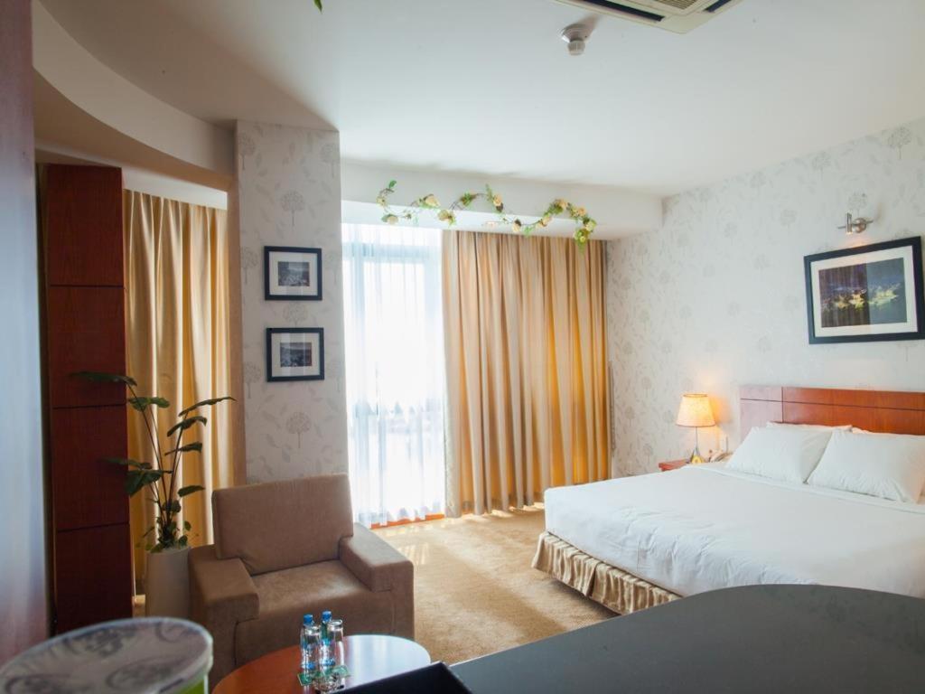 River Hotel Ha Tien