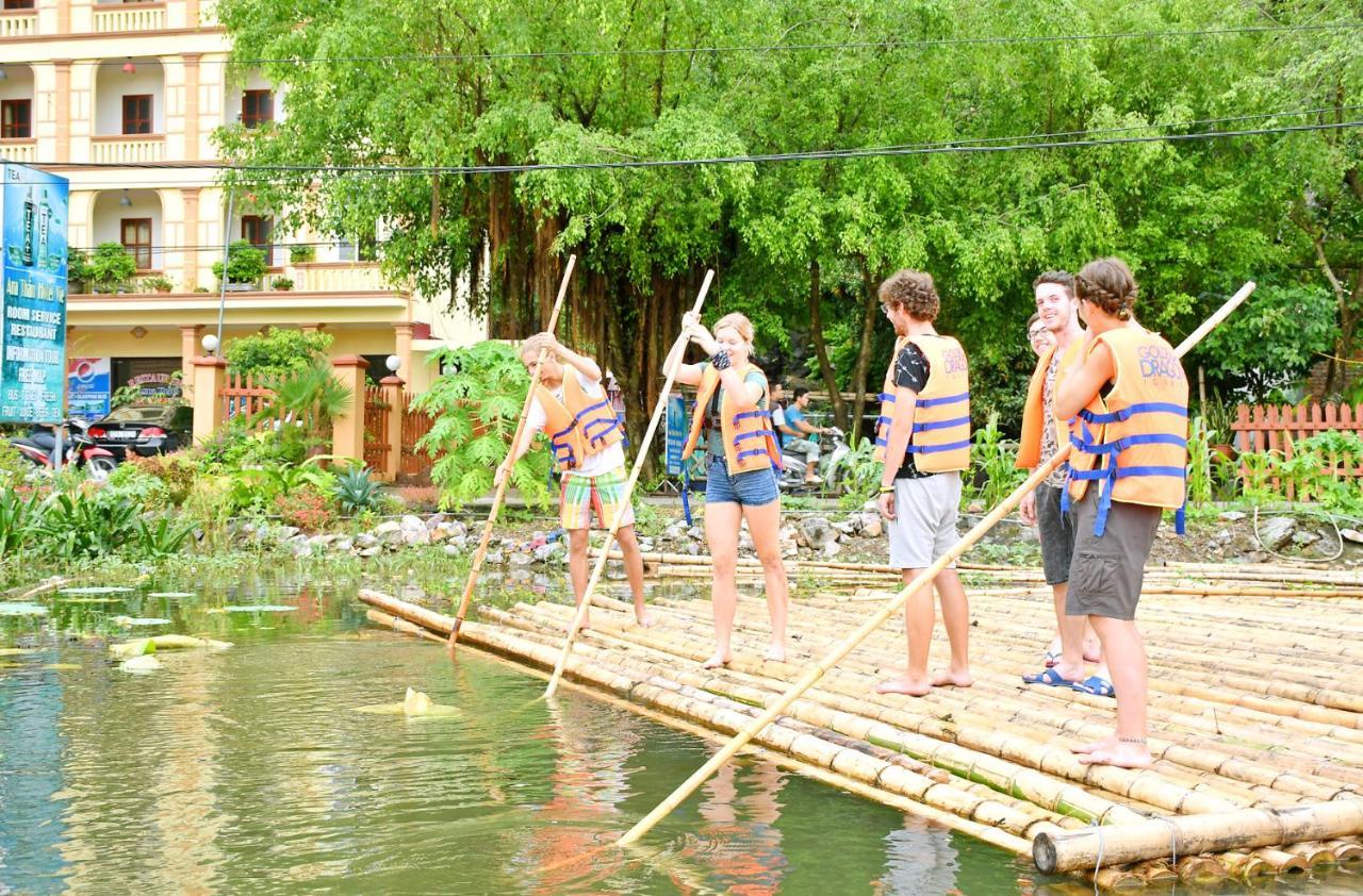 Tam Coc Lakeside * Ninh Binh