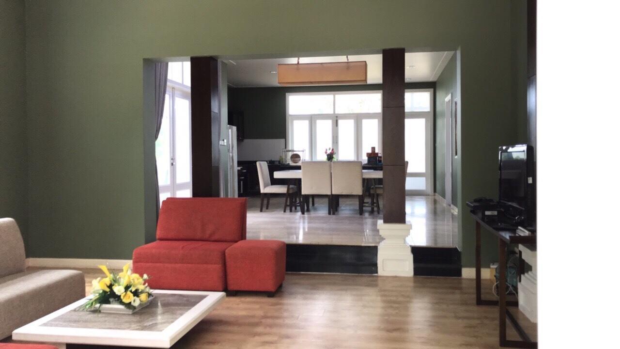 Luxsea Villa *