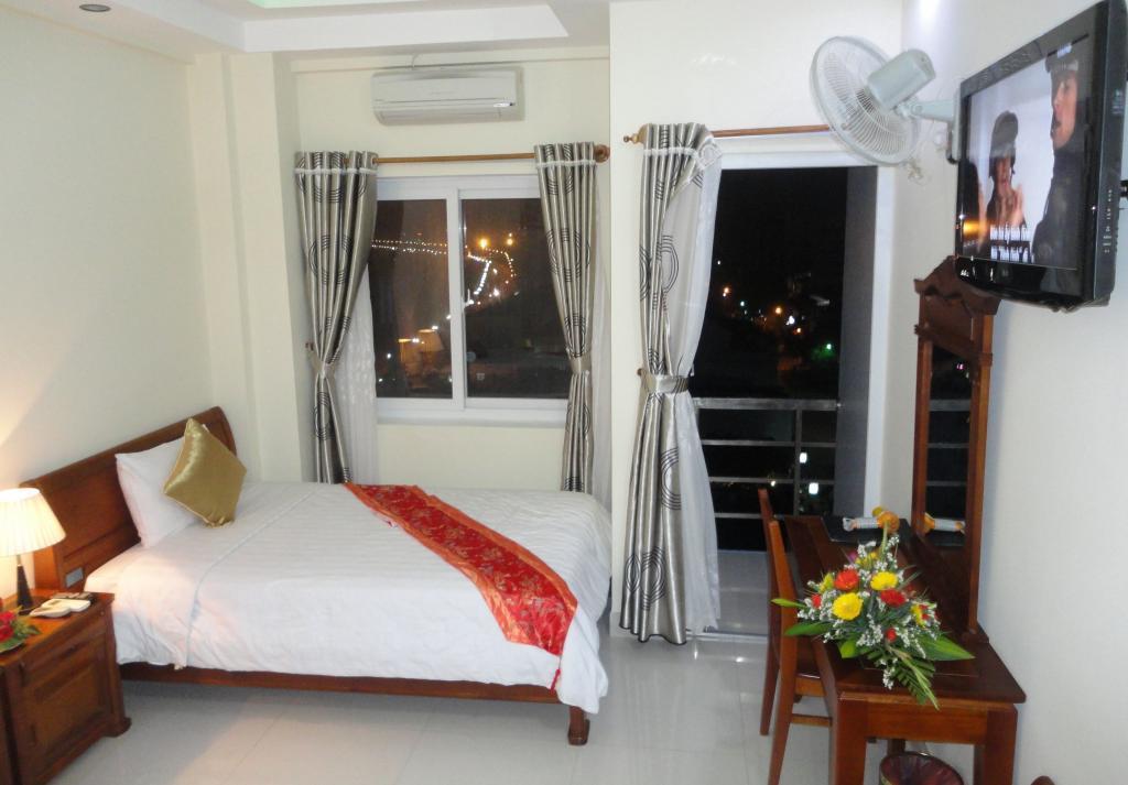 Hotel Hoang Yen Canary