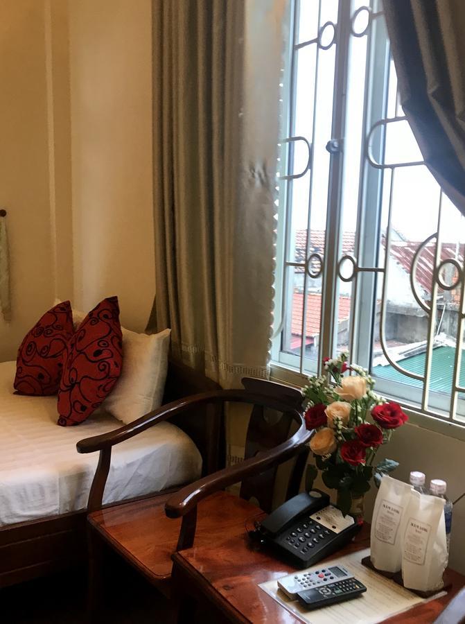 Hotel Nam Long *