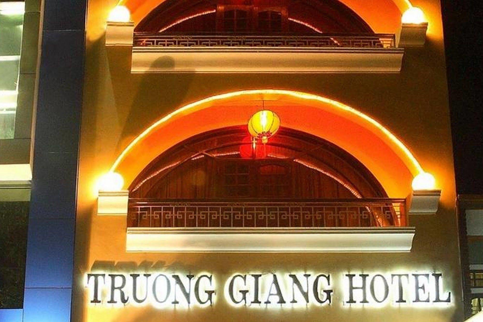 Truong Giang Hotel Hue
