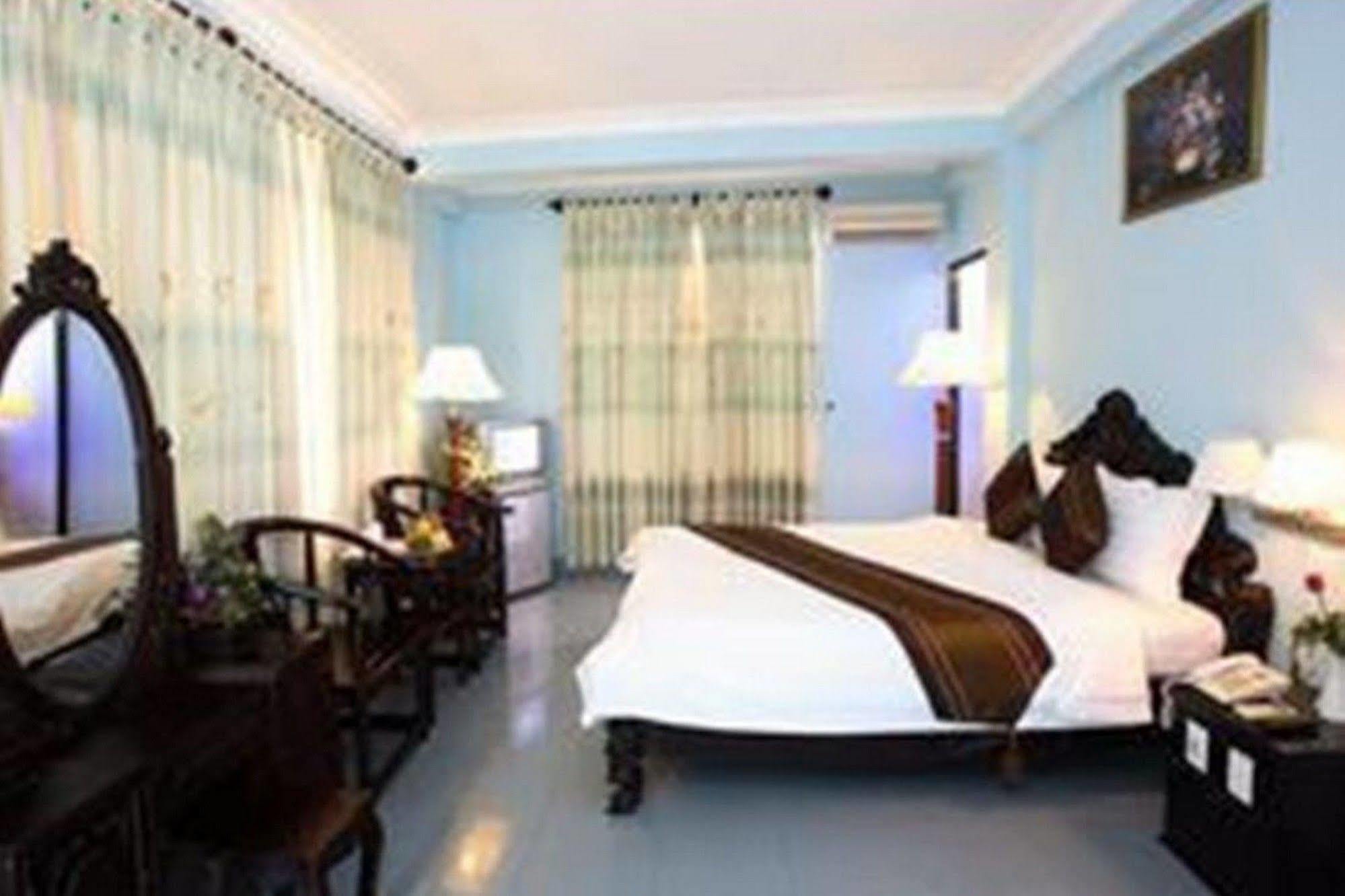 Truong Giang Hotel 2*