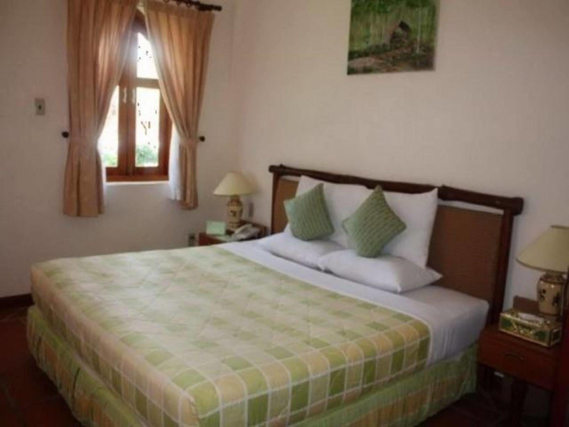 Gio Resort