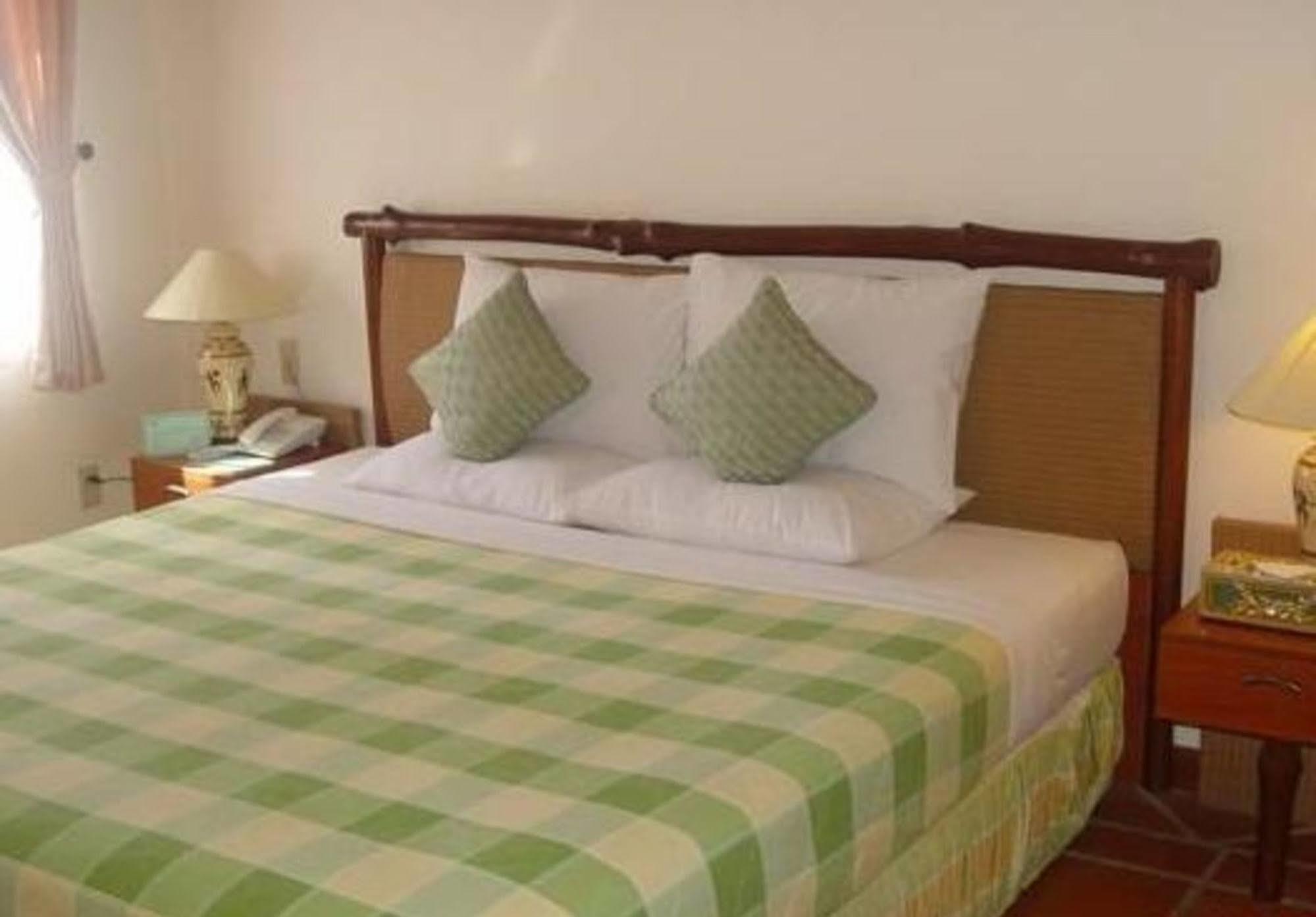 Gio Resort 3*