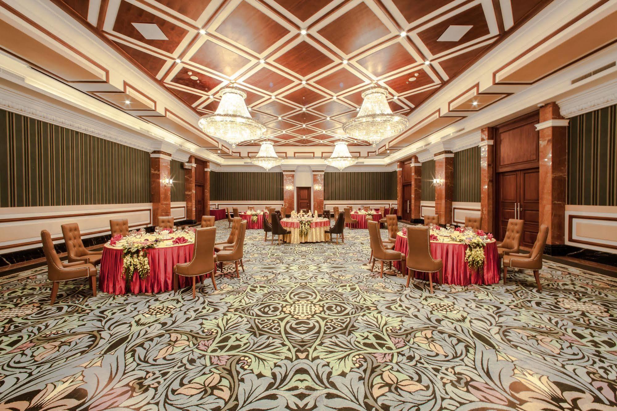 Khách sạn Quân đội - 1a Nguyễn Tri Phương