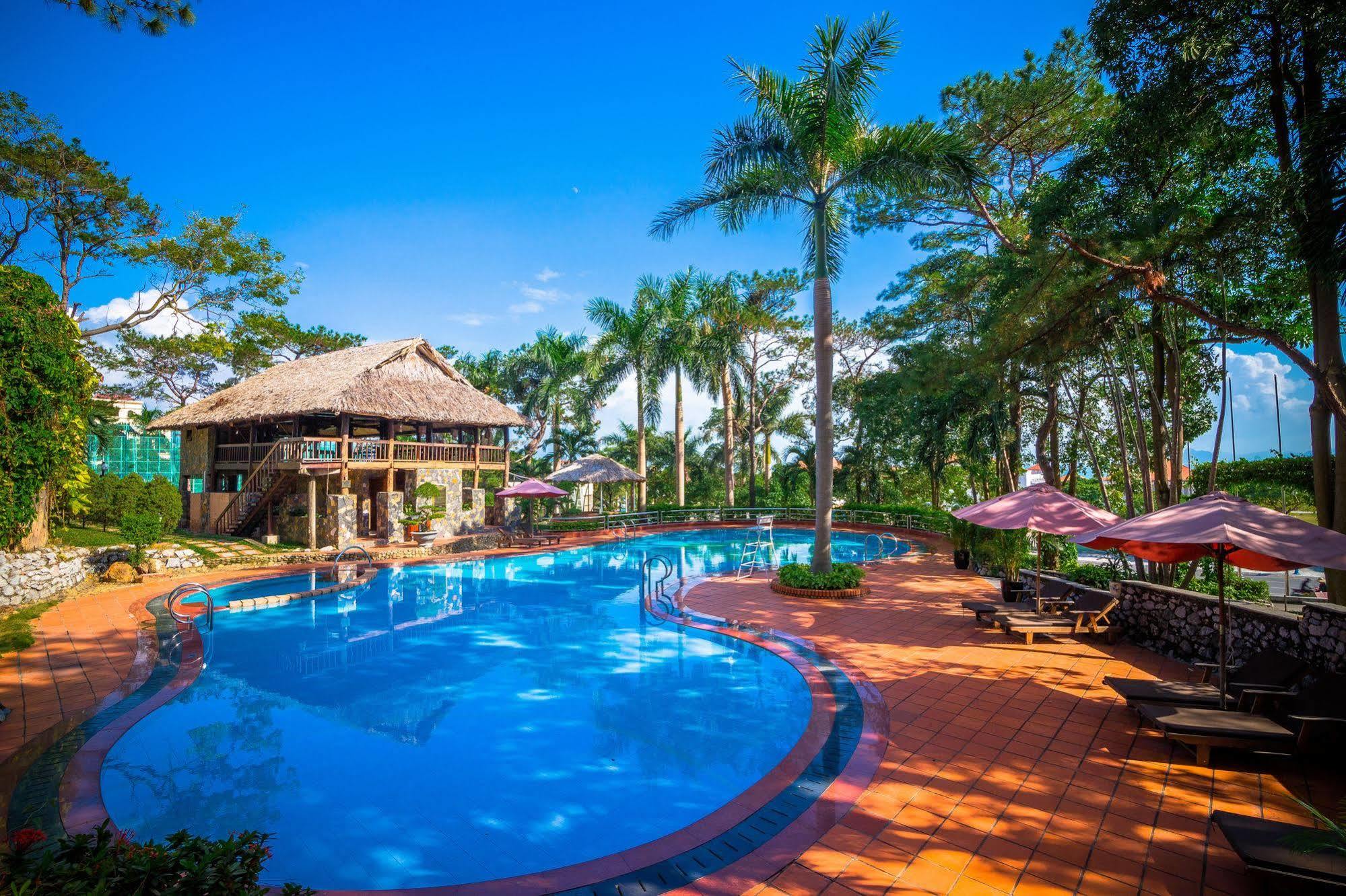 Sai Gon Hotel 4*
