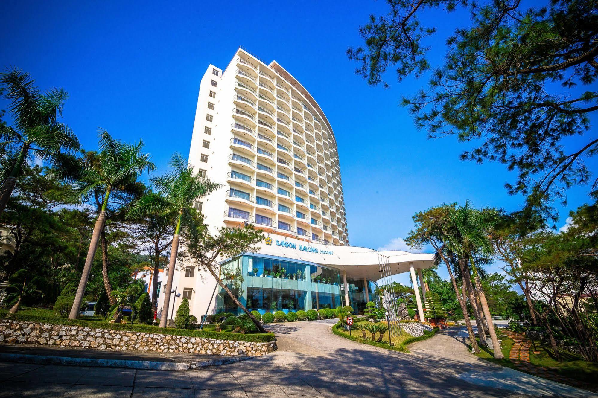 Sai Gon Hotel 4*