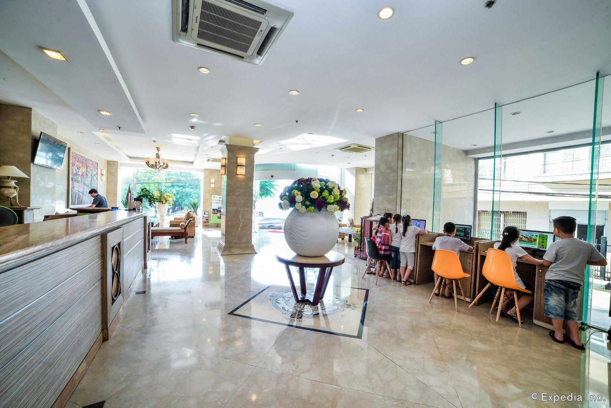 Sun River Hotel 3*
