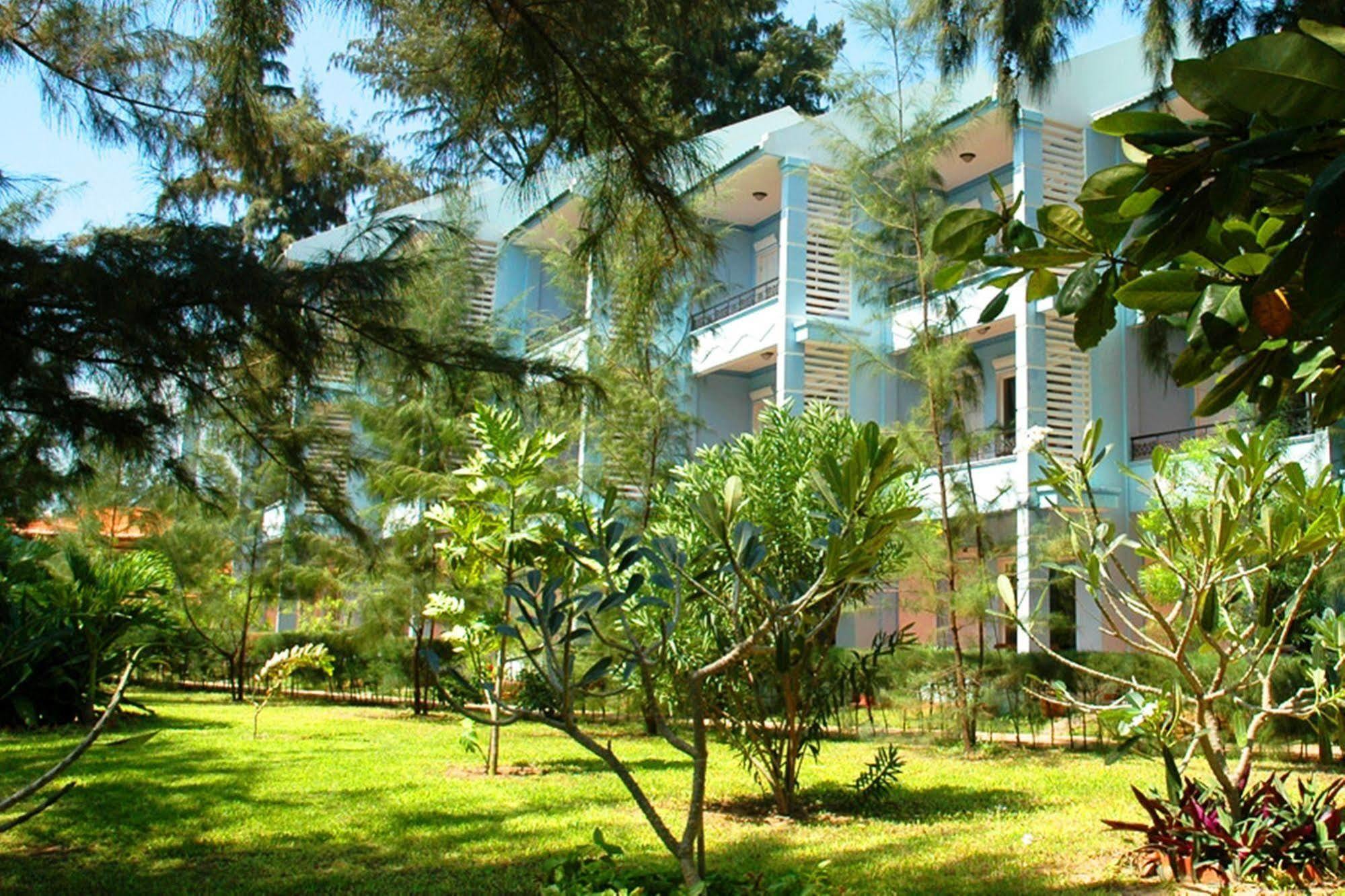 Resort Vinh Suong Seaside And 3*