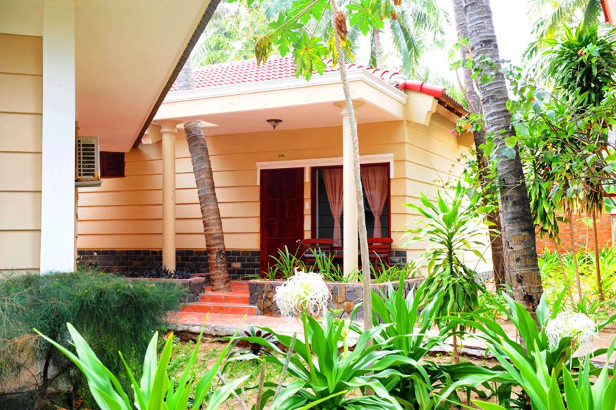 Vinh Suong Seaside And Resort