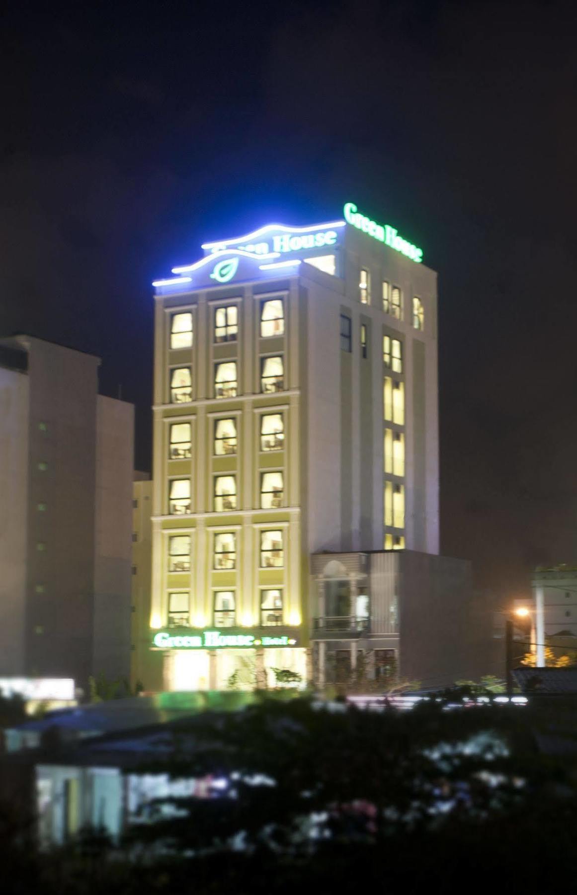 House Hotel