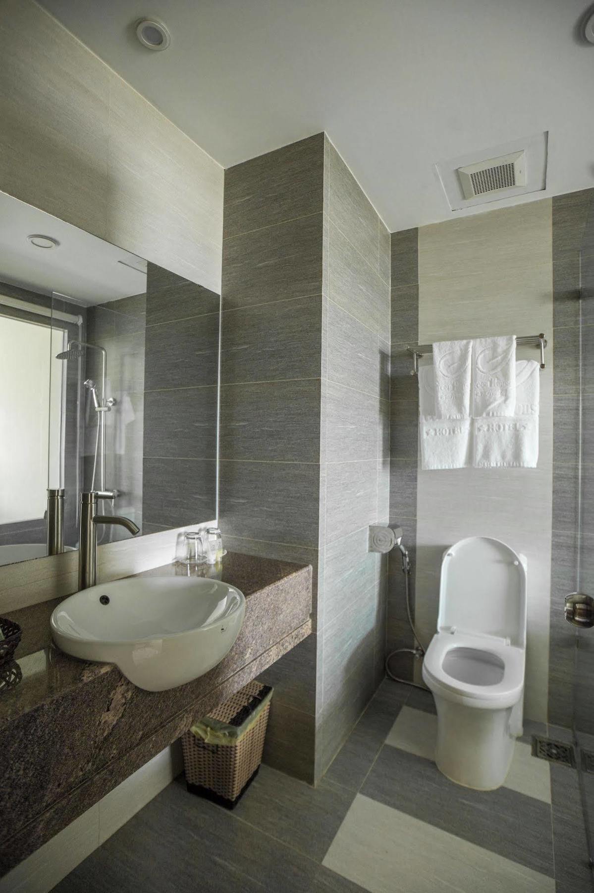 House Hotel 3*