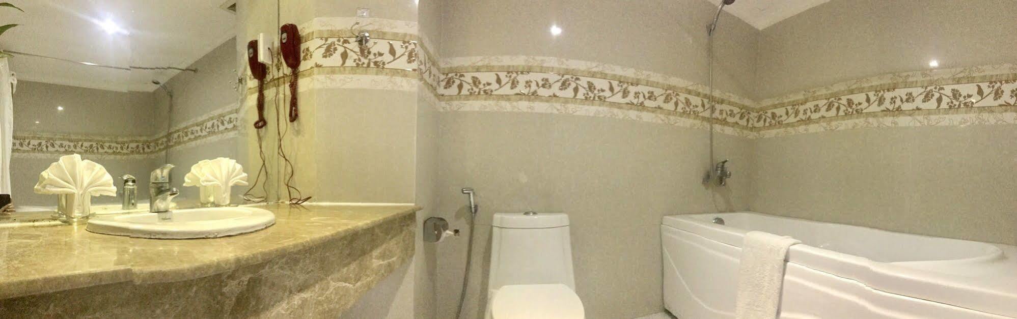 Hotel Hoang Yen 4*