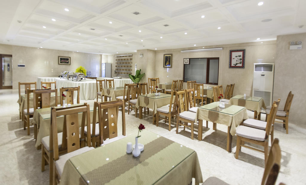 Hotel Moonlight & - Center, High Floor, Great Location & Great Views & Dragon Bridge Views 4*