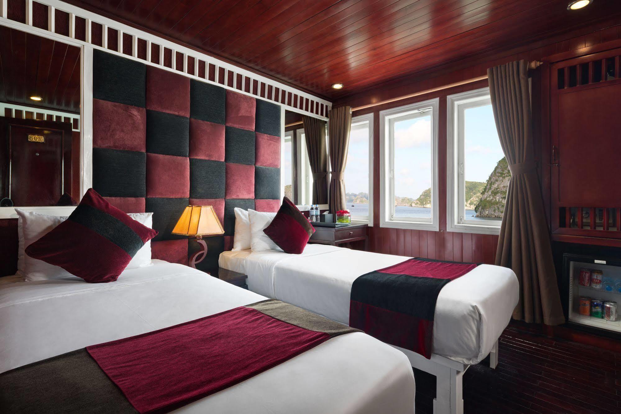  Du Thuyền Paloma Cruise