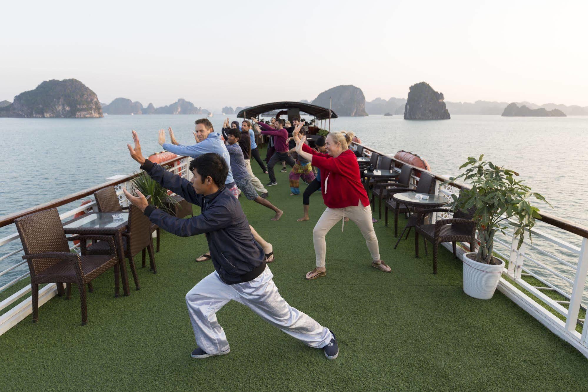  Du Thuyền Paloma Cruise 4*