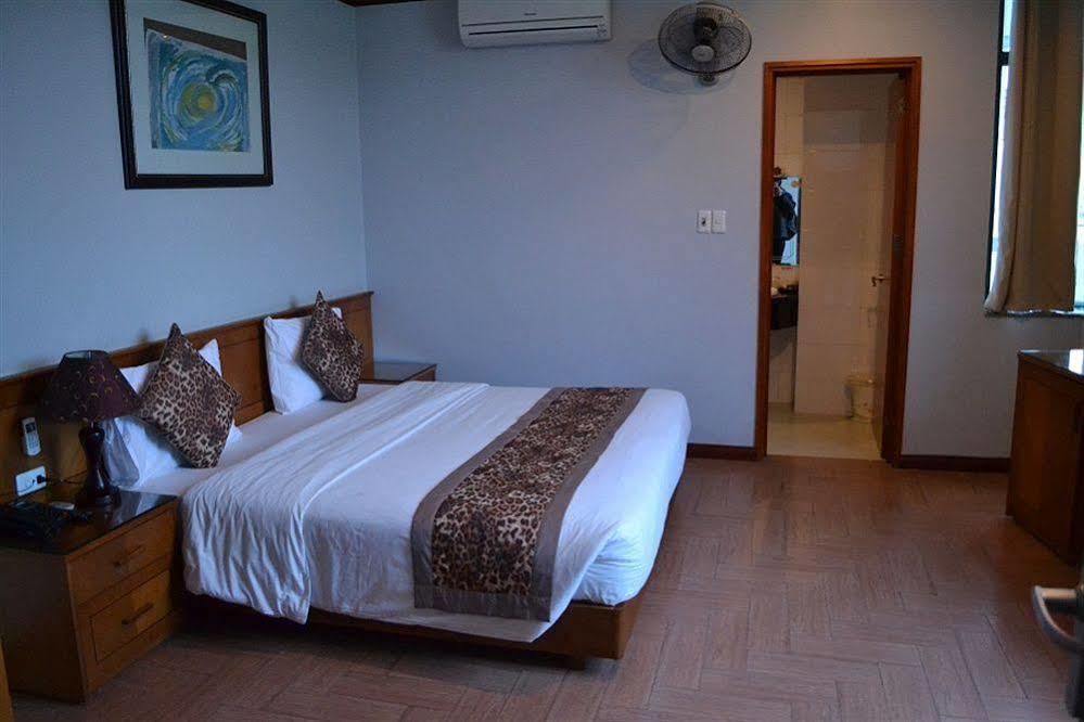 Bay Hotel 2*