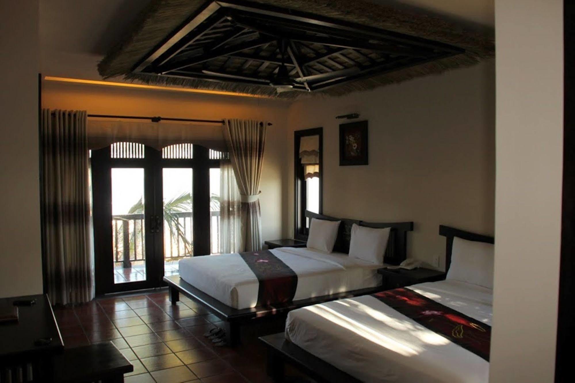 Lotus Village Resort 3*