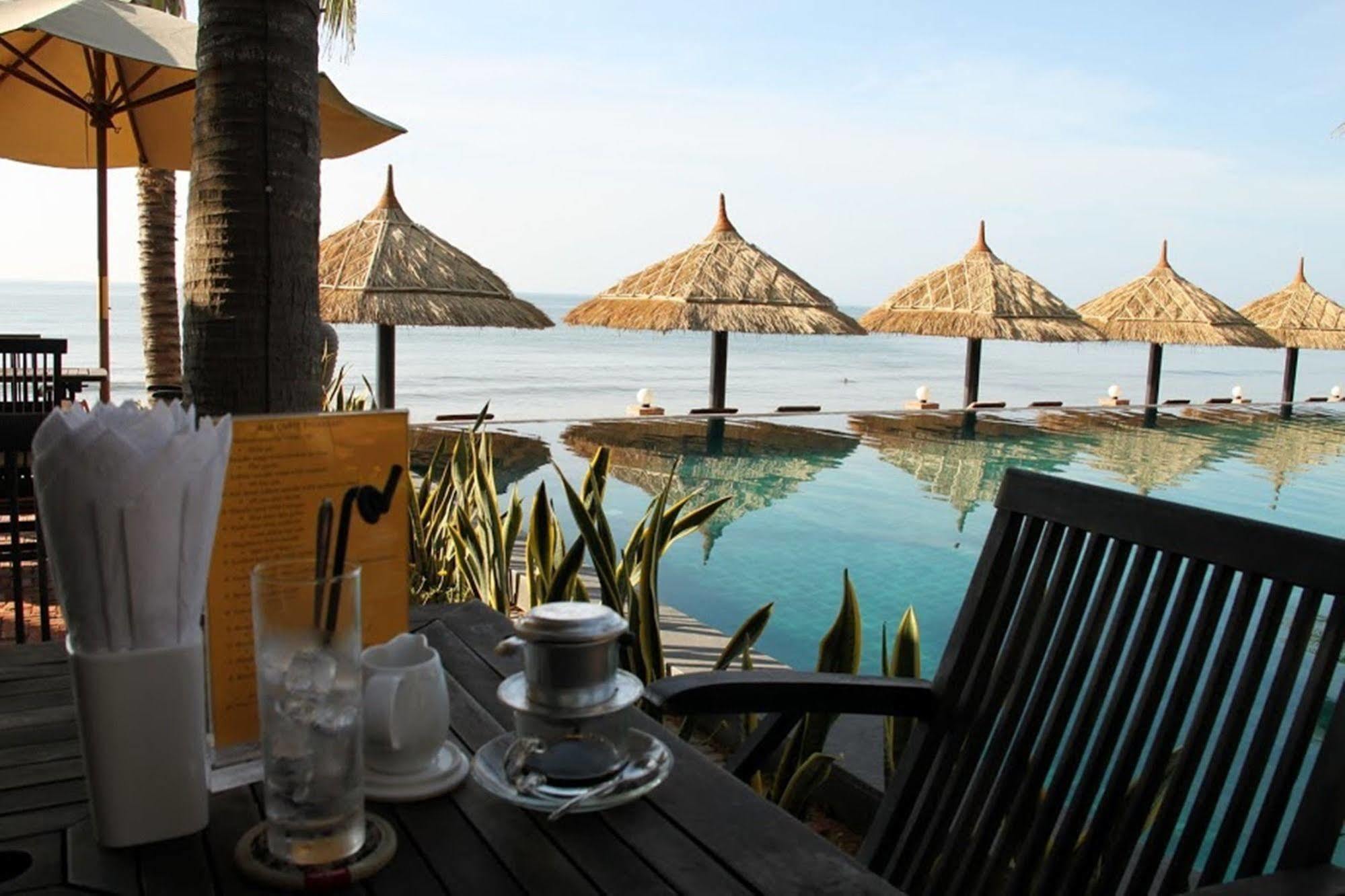 Resort Lotus Village