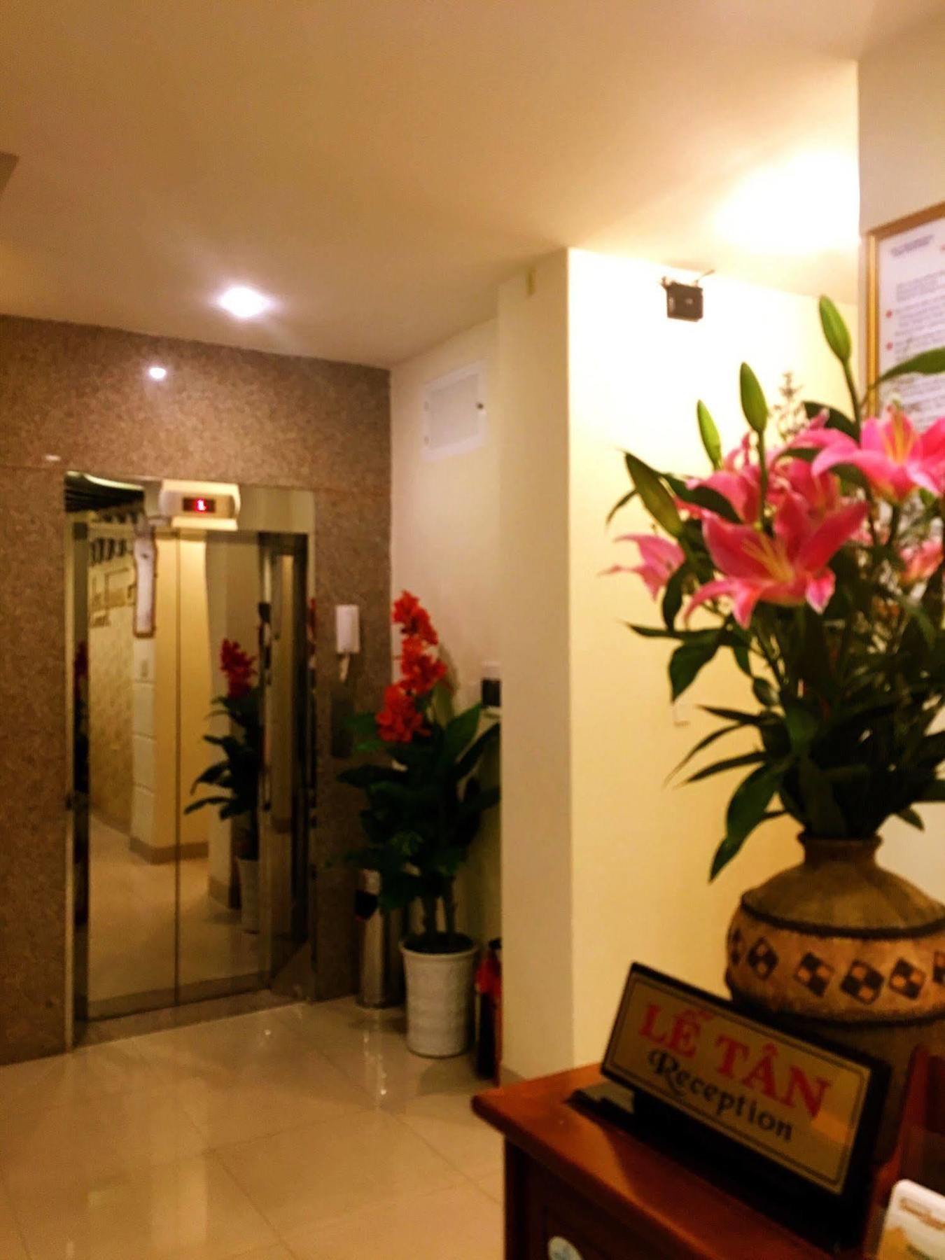 Hotel Sunny &