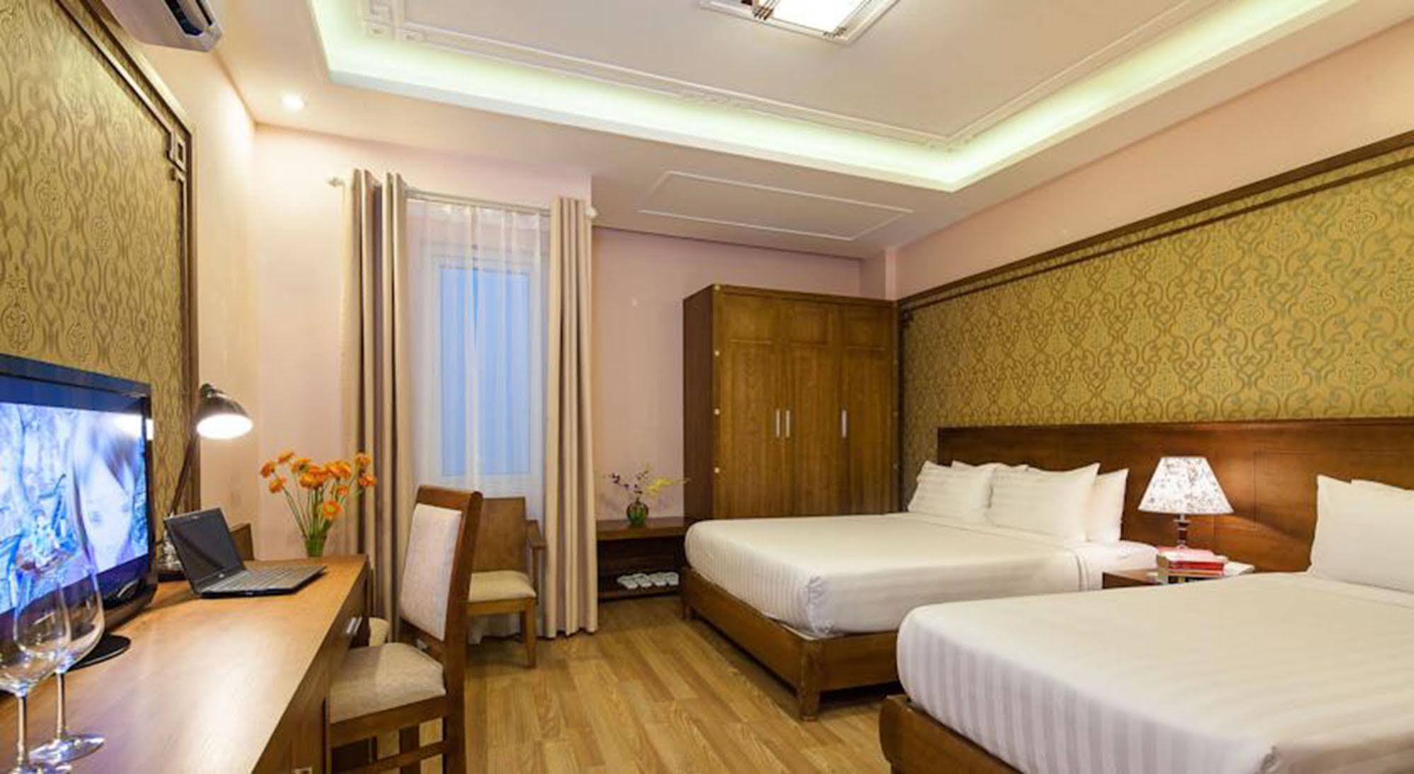 La Palm Hotel 3*